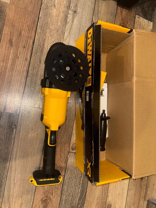 Masina polish DeWalt DCM848N