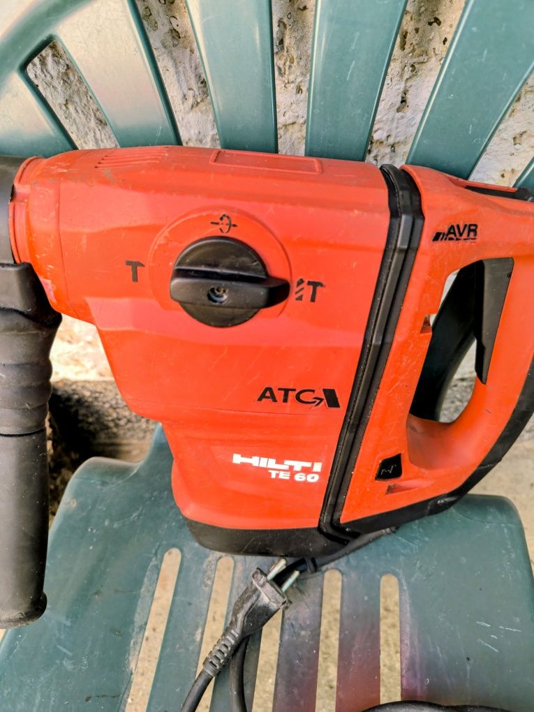 Прободен Перфоратор Hilti TE60-ATC AVR