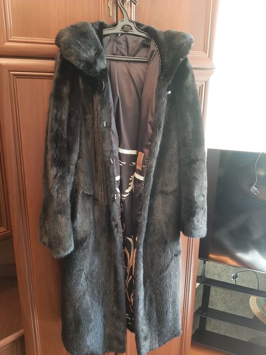 Шуба норковая продам