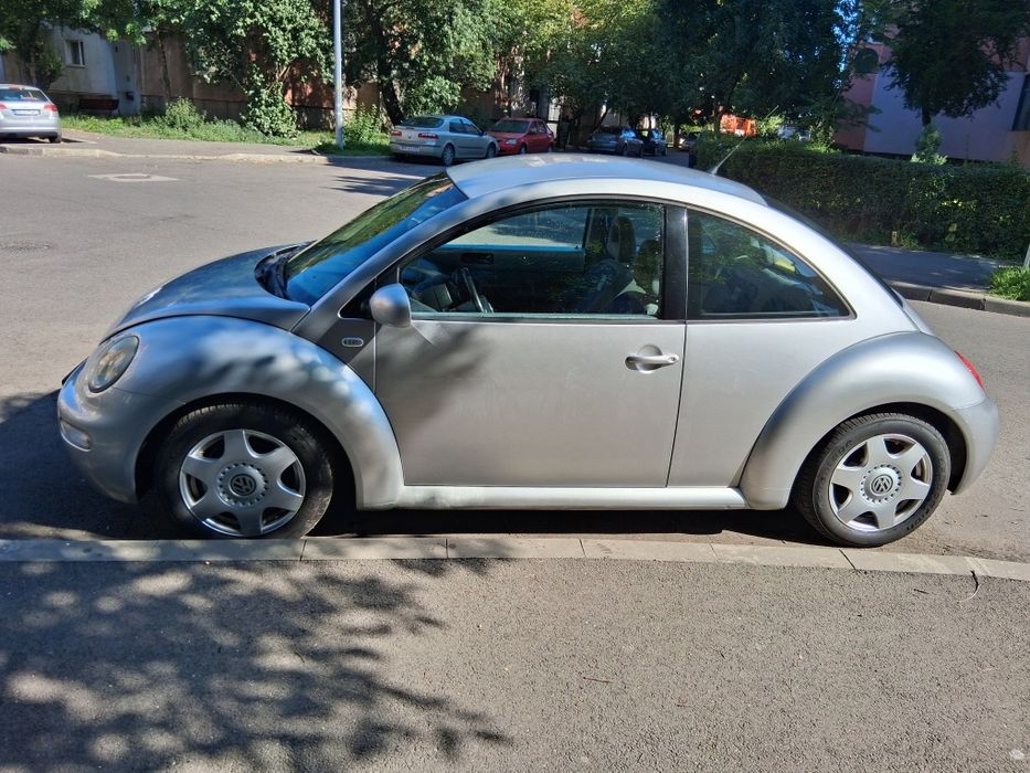 Volkswagen New Beetle 1.6 SR benzina