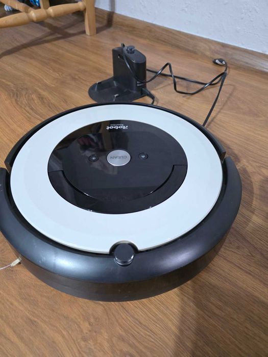 Робот прахосмукачка iRobot Roomba e5