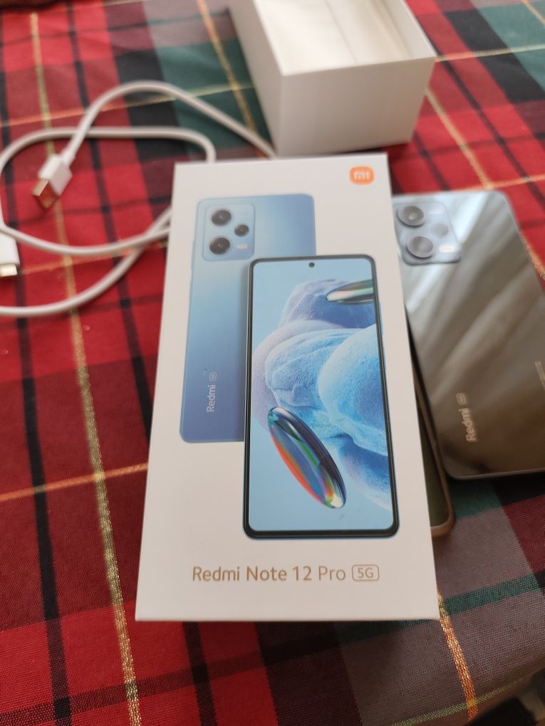 Redmi 12 Pro 5g 6gb ram. 128gb Rom