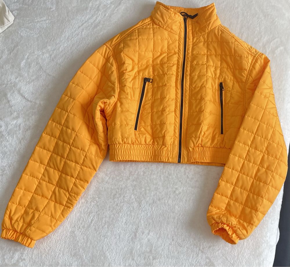 Якета Bershka и Calvin Klein