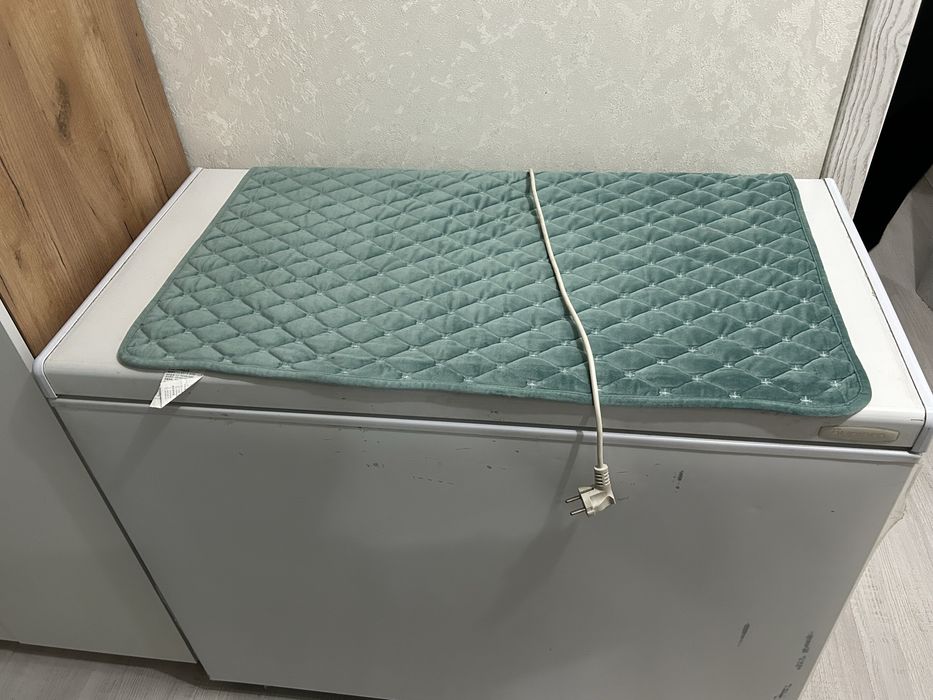 Морозильник продается