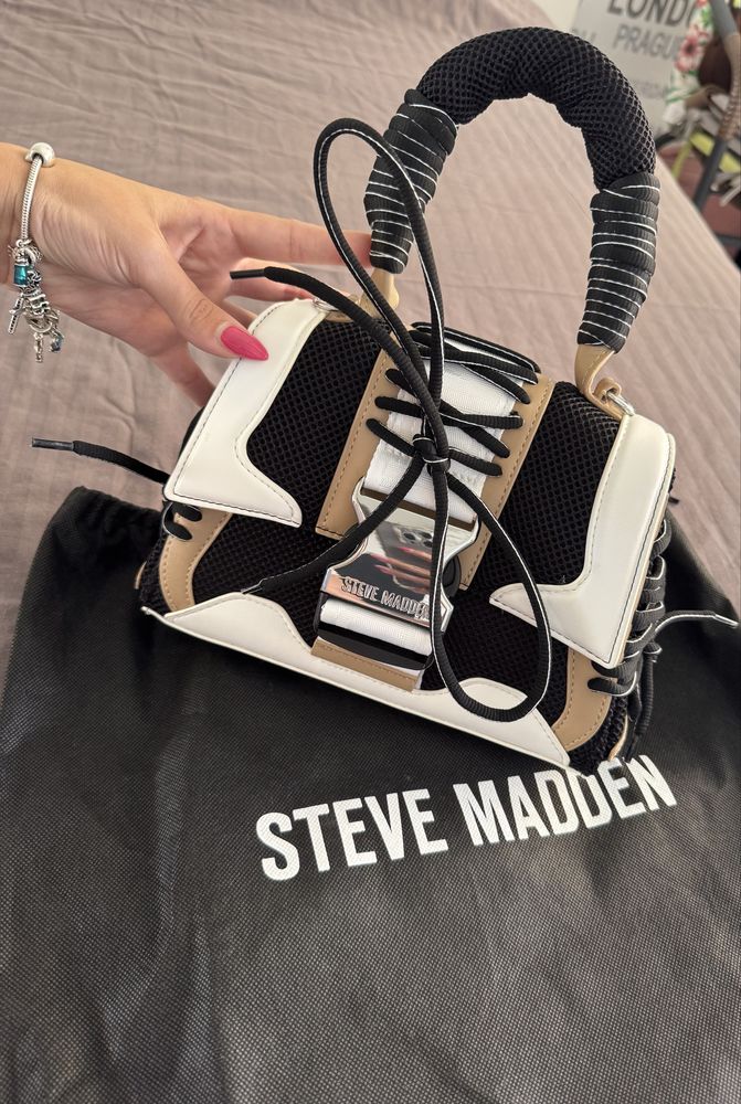 Оригинална дамска чанта Steve Madden