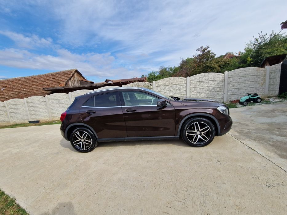 Gla 200 Cdi 4matic 2014...123000km.