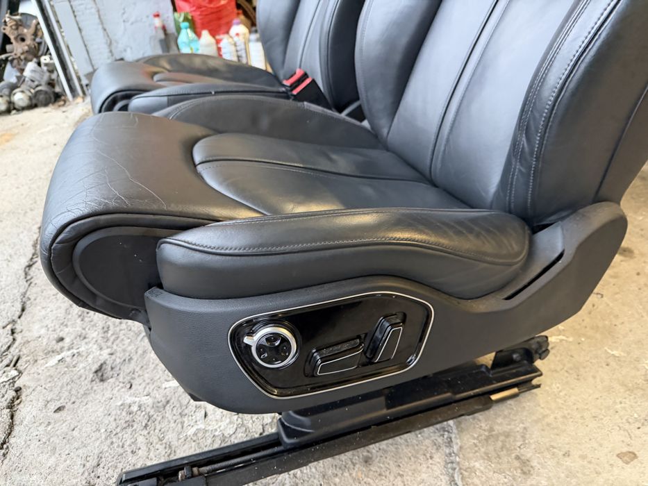 Седалки за Audi A8 D4