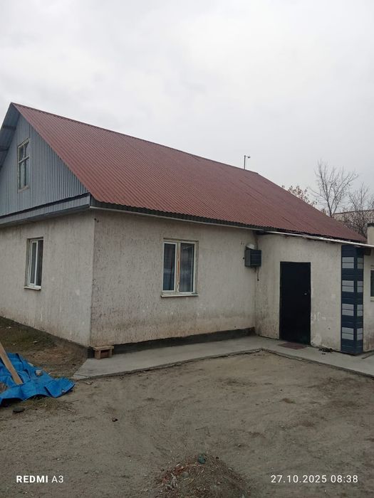 Дом не большой из 4 х комнат