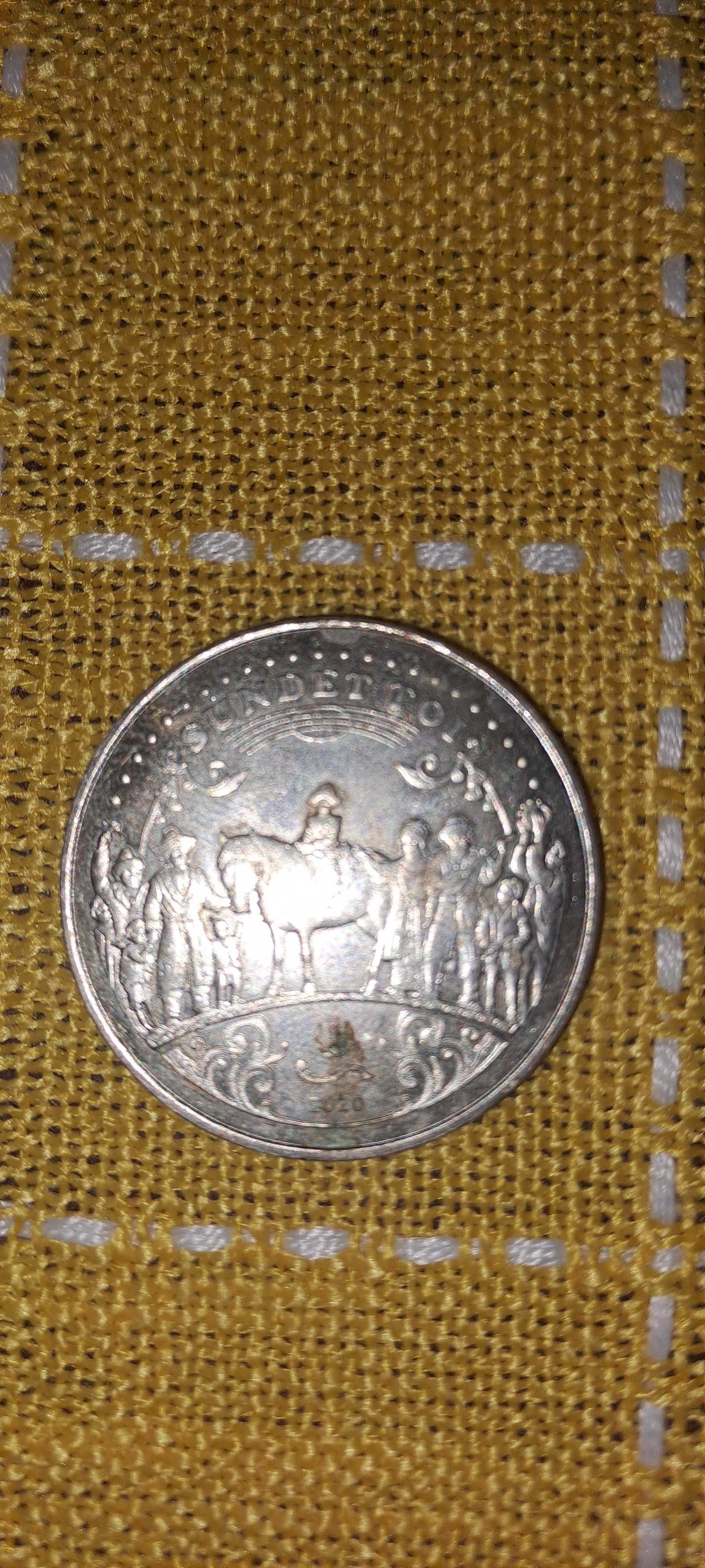 Монеты коллекционные ,1 монета 5000₸