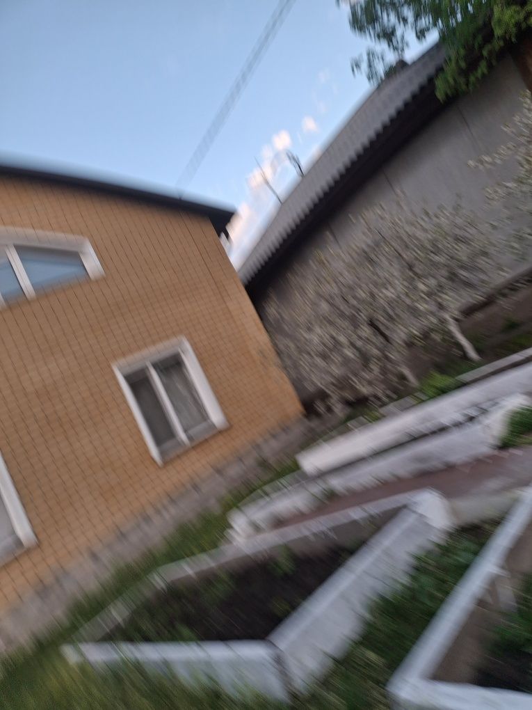 Продам 4 ком  дом 90 млн