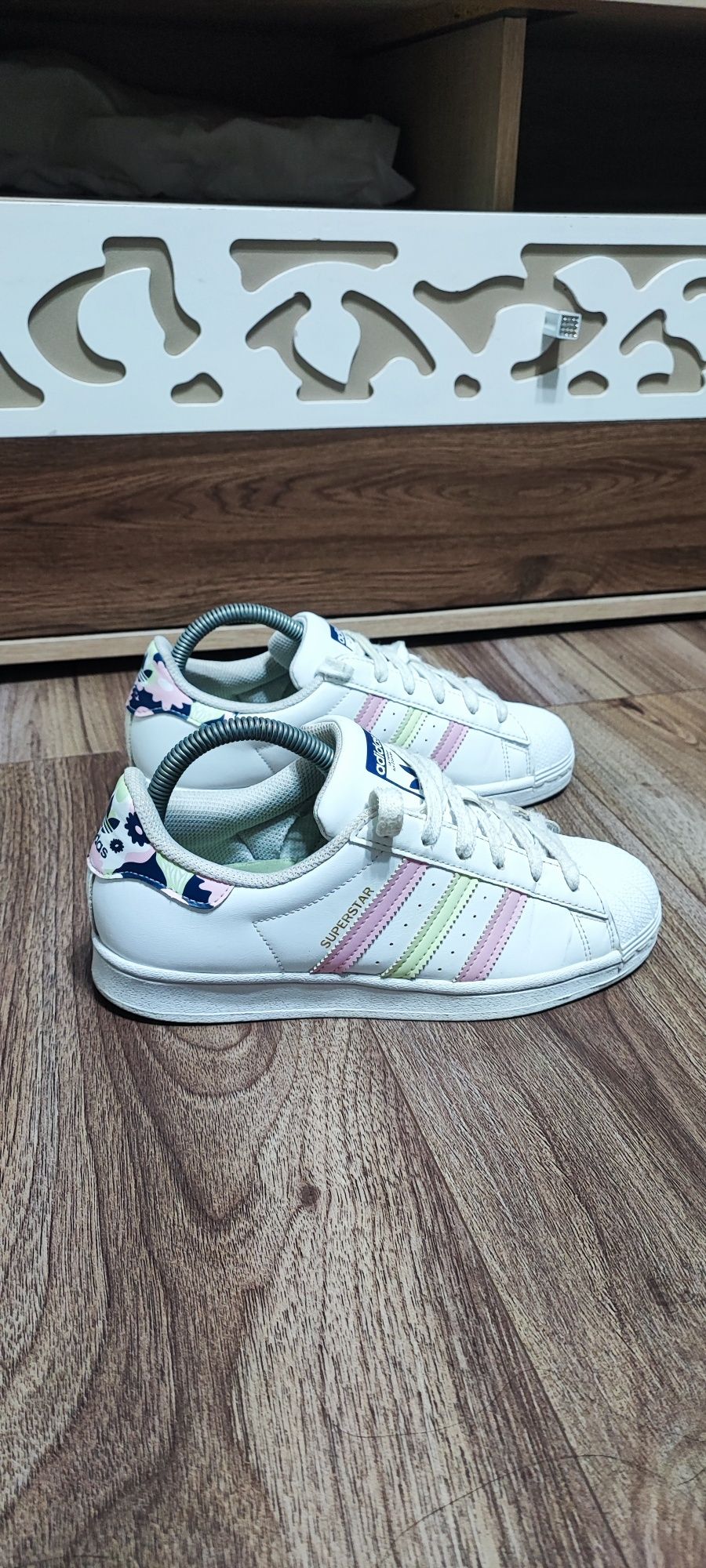 Adidas superstar Nr 38