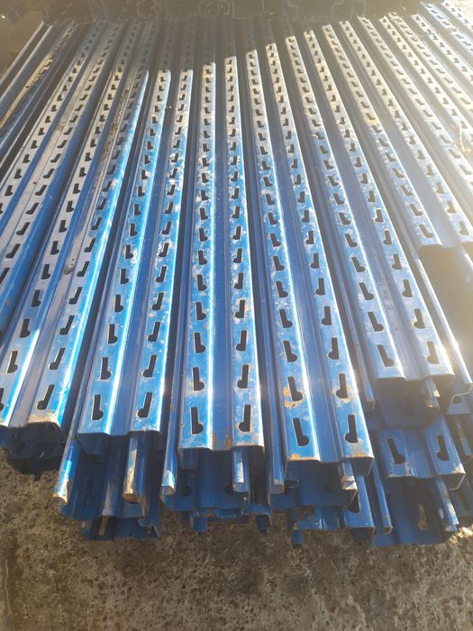 Rafturi metalice profesionale reglabile