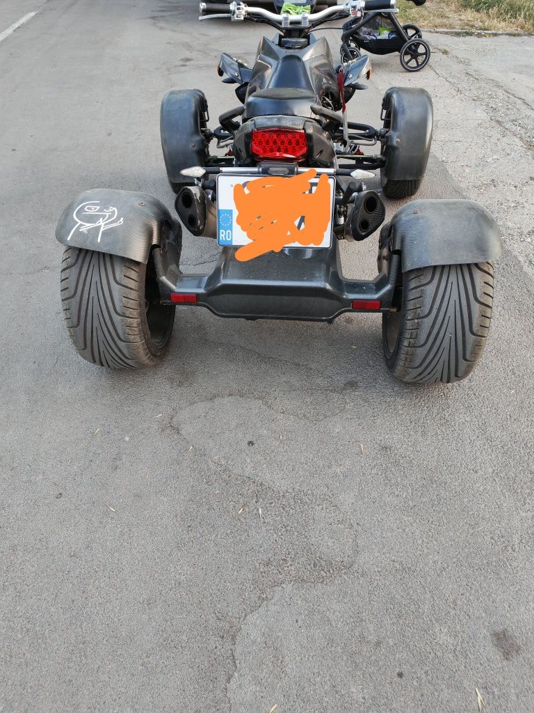 Vând quad din 2019 de 250cm