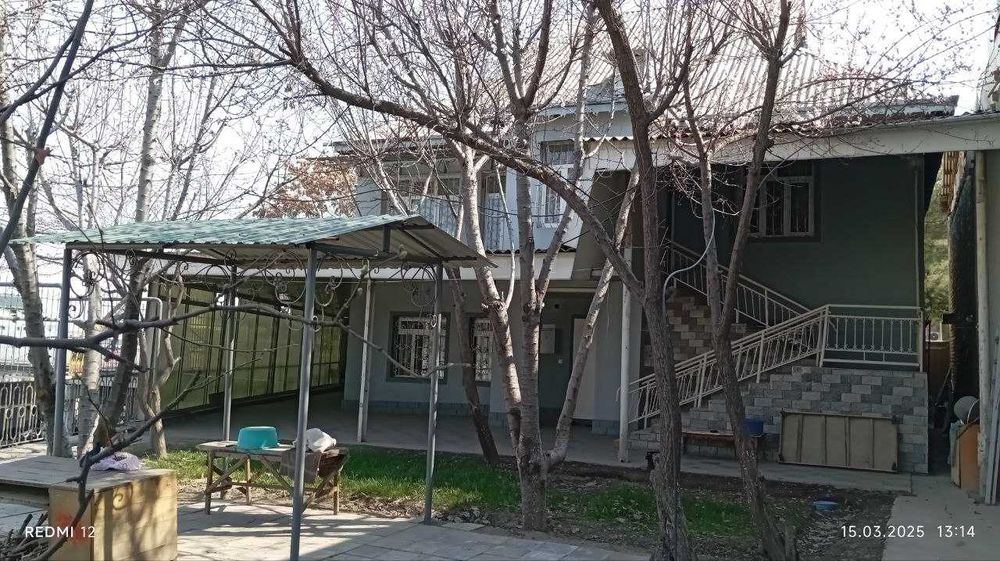 Срочно продается дом по ул.Чоштепа, 6 сот. 5 ком.