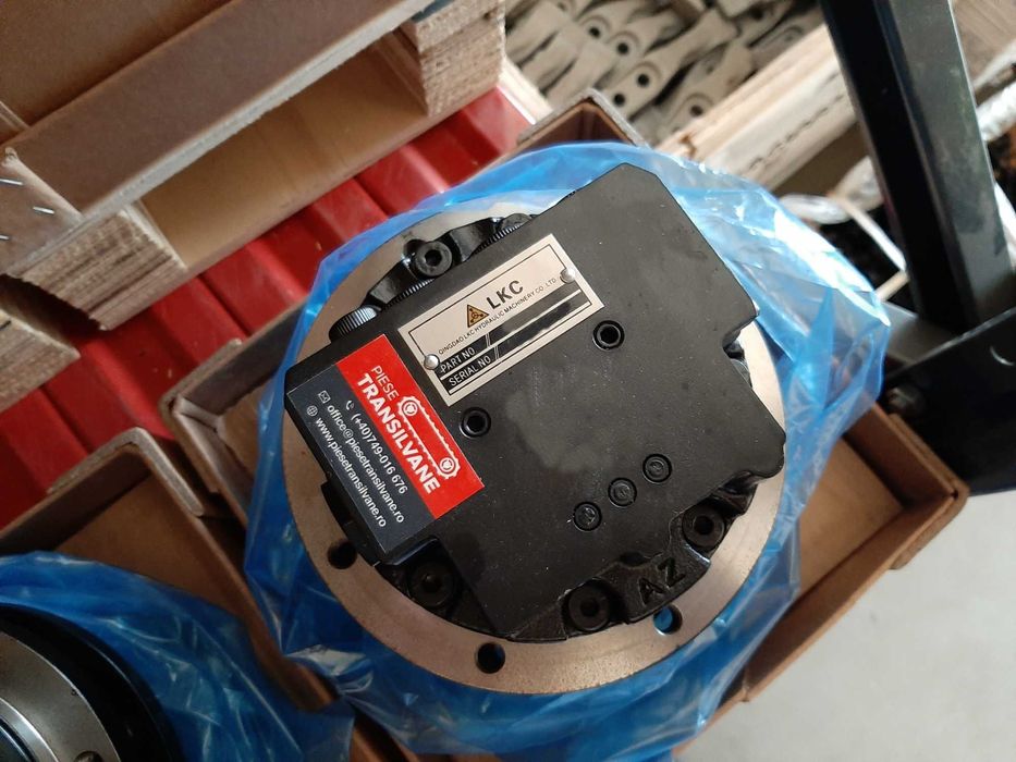 Transmisie finală cu hidromotor de marș Neuson, Takeuchi