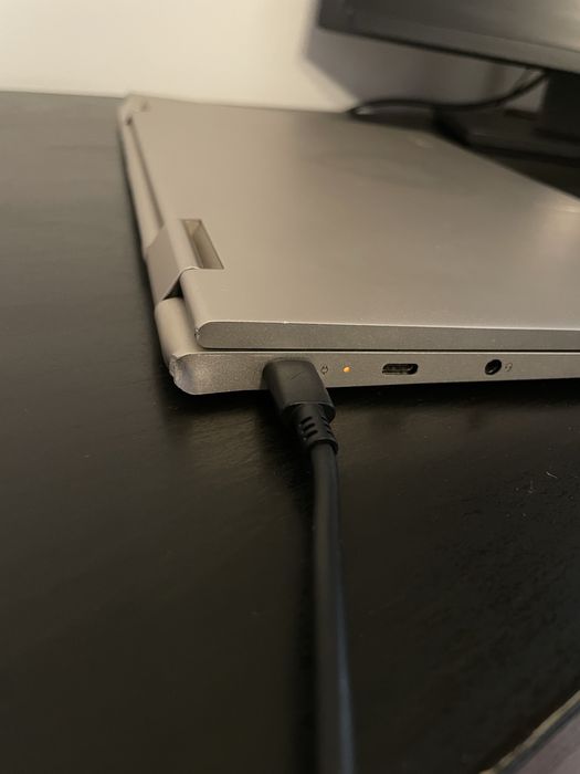 Laptop Lenovo Yoga 2in1 Procesor i5-10210U