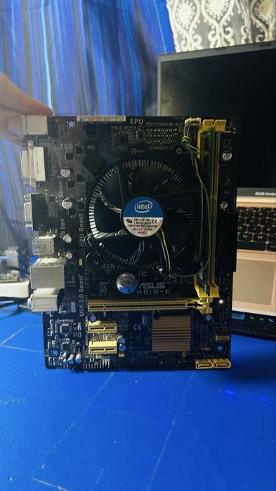 Vand urgent kit placa de baza + ram + procesor cooler inclus original