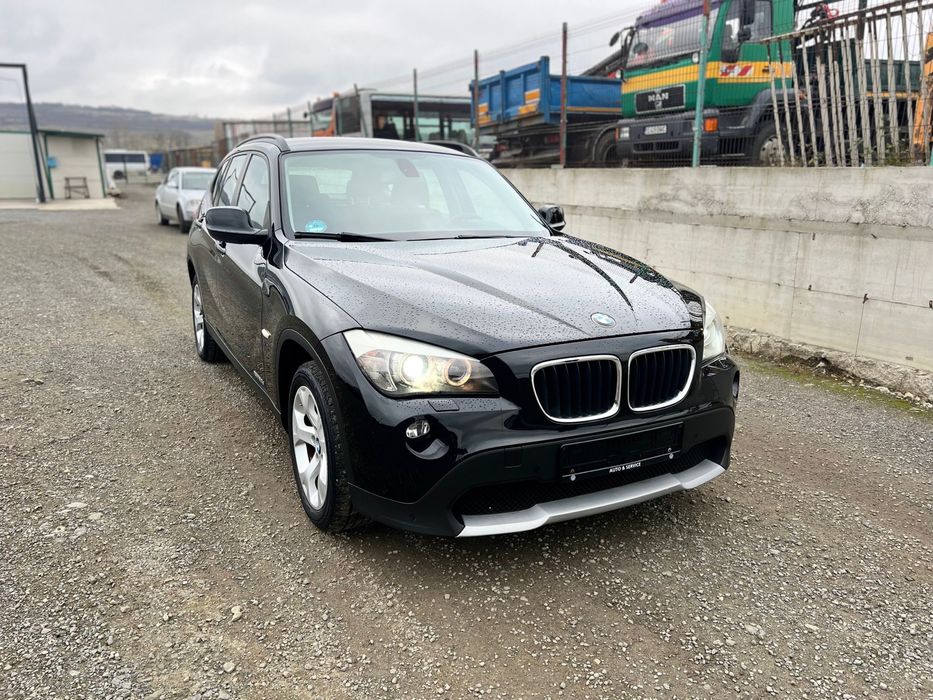 Bmw x1 2011 xenon angel eyes