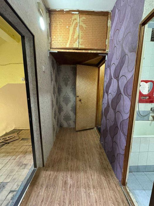 СРОЧНО !! Продаётся квартира в Яшнабаде 1/3/4 ( 38 кв/м ) Авиасозлар 2