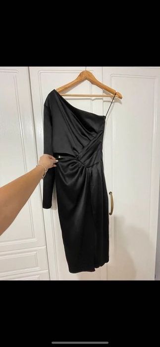 Rochie neagra eleganta, marimea S, stare foarte buna
