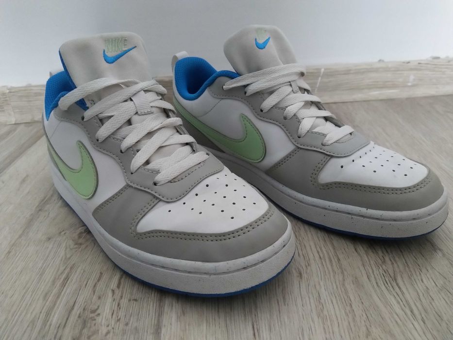 Nike Court Borough Low - EUR 39