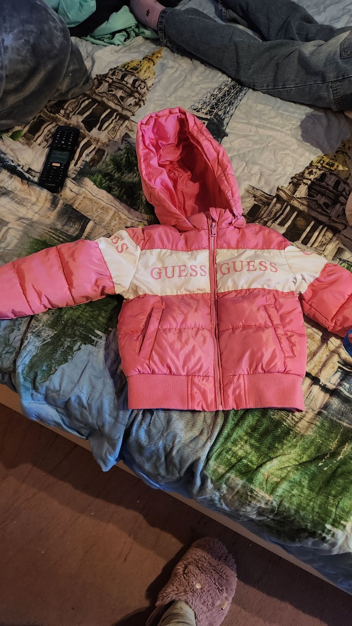 Оригинално яке guess