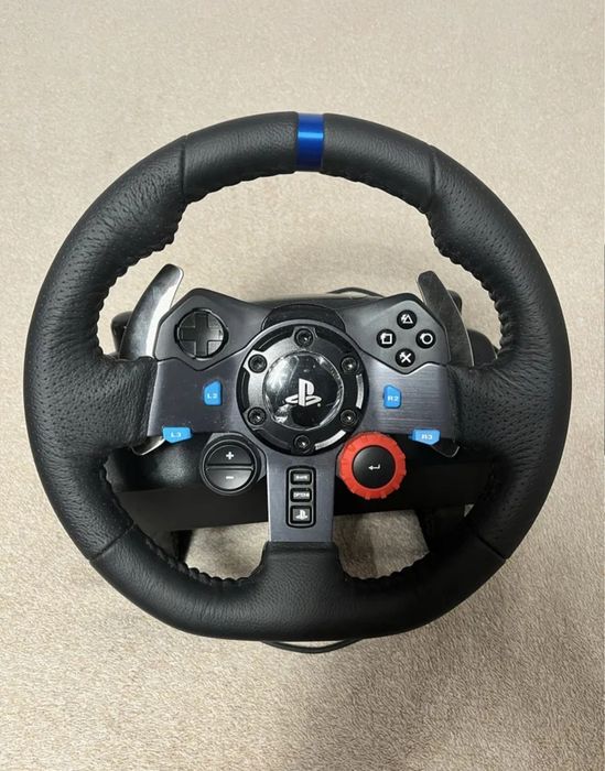 Vând Logitech G29