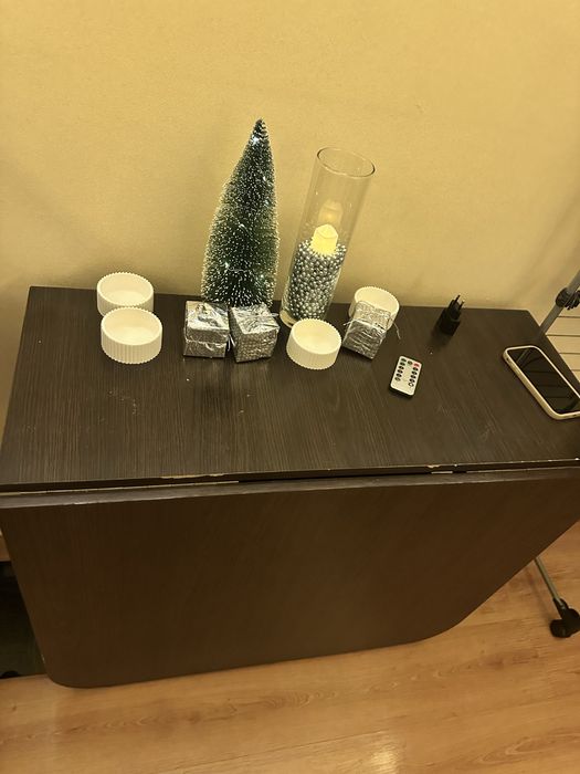 Продам стол-книжку