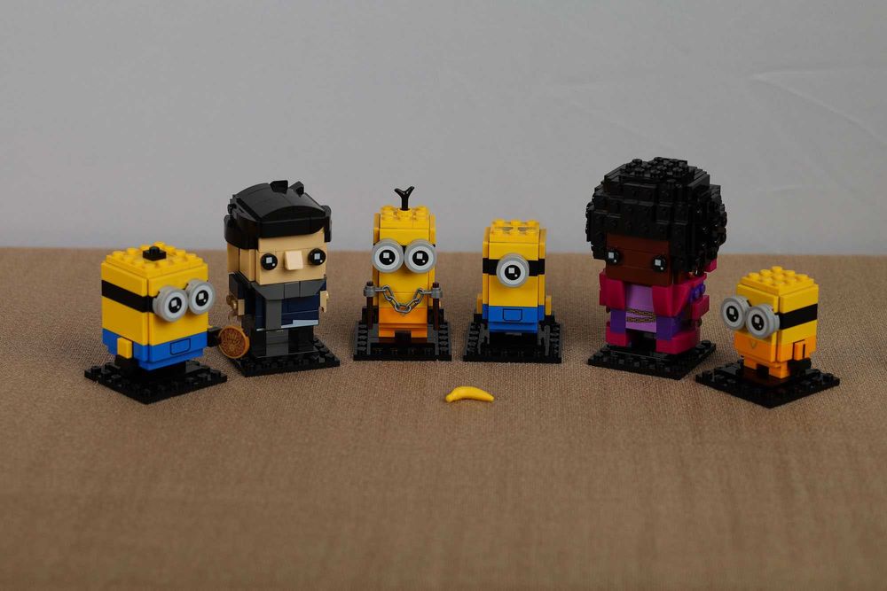 Lego Brickheadz asamblate si unul sigilat (se vand si separat)