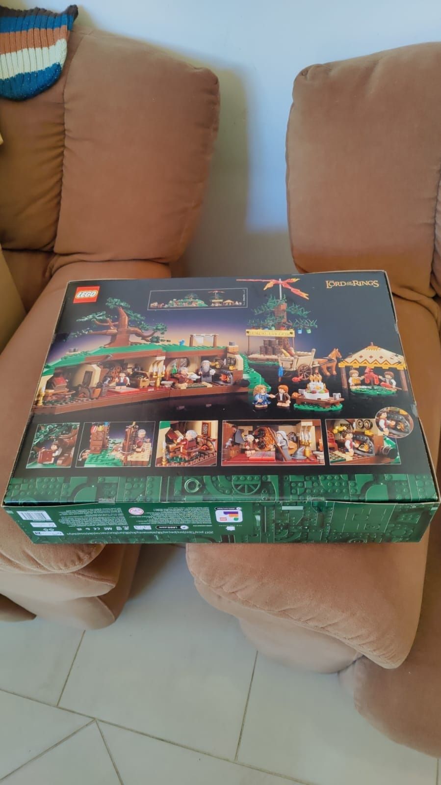 vand set lego de colectie 10354 The shire