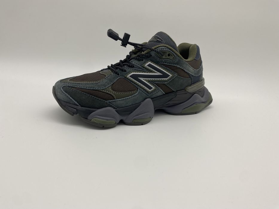 New Balance 9060 Dark Moos