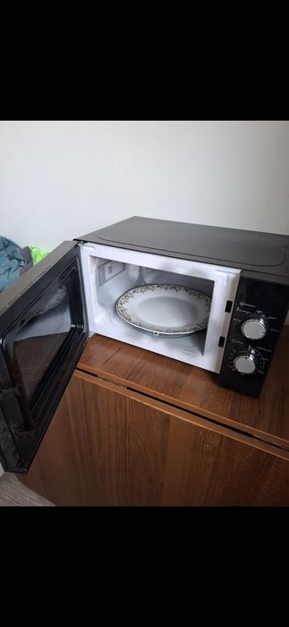 Микроволновка б/у