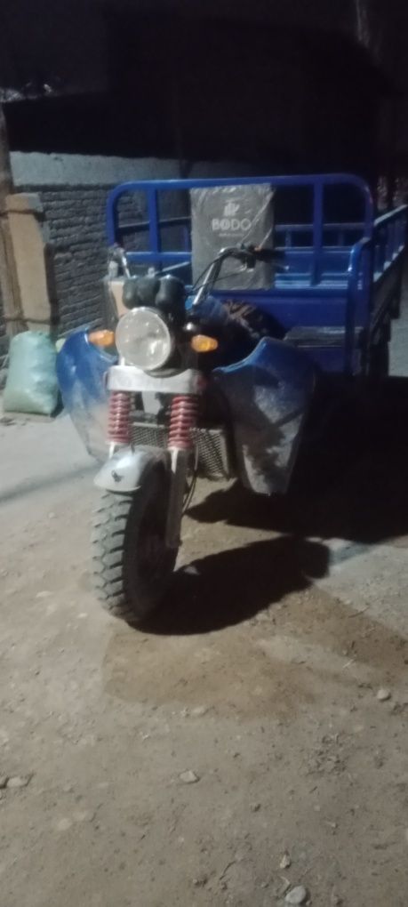 Sotiladi.  Bodo. Motasikil. Kelishmi.