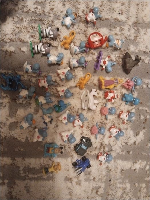 Обмен фигурок из Киндер