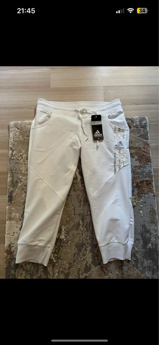 Pantaloni trei sferturi adidas