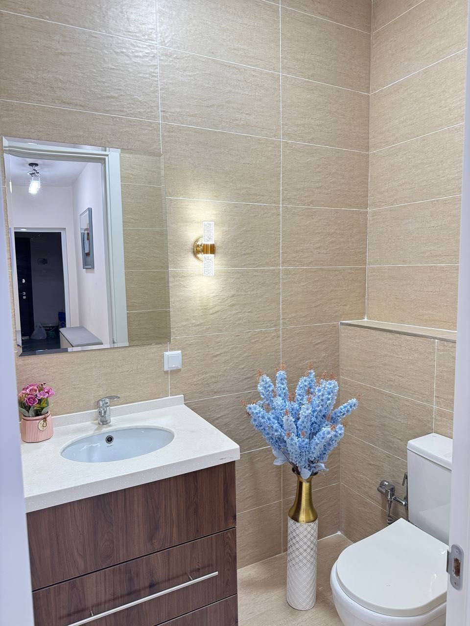 Almazar Business City Продается 3 комнатная квартира ремонт