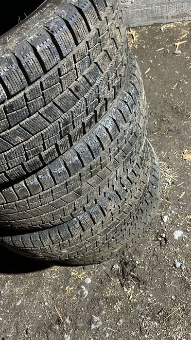 Продам шины зимние