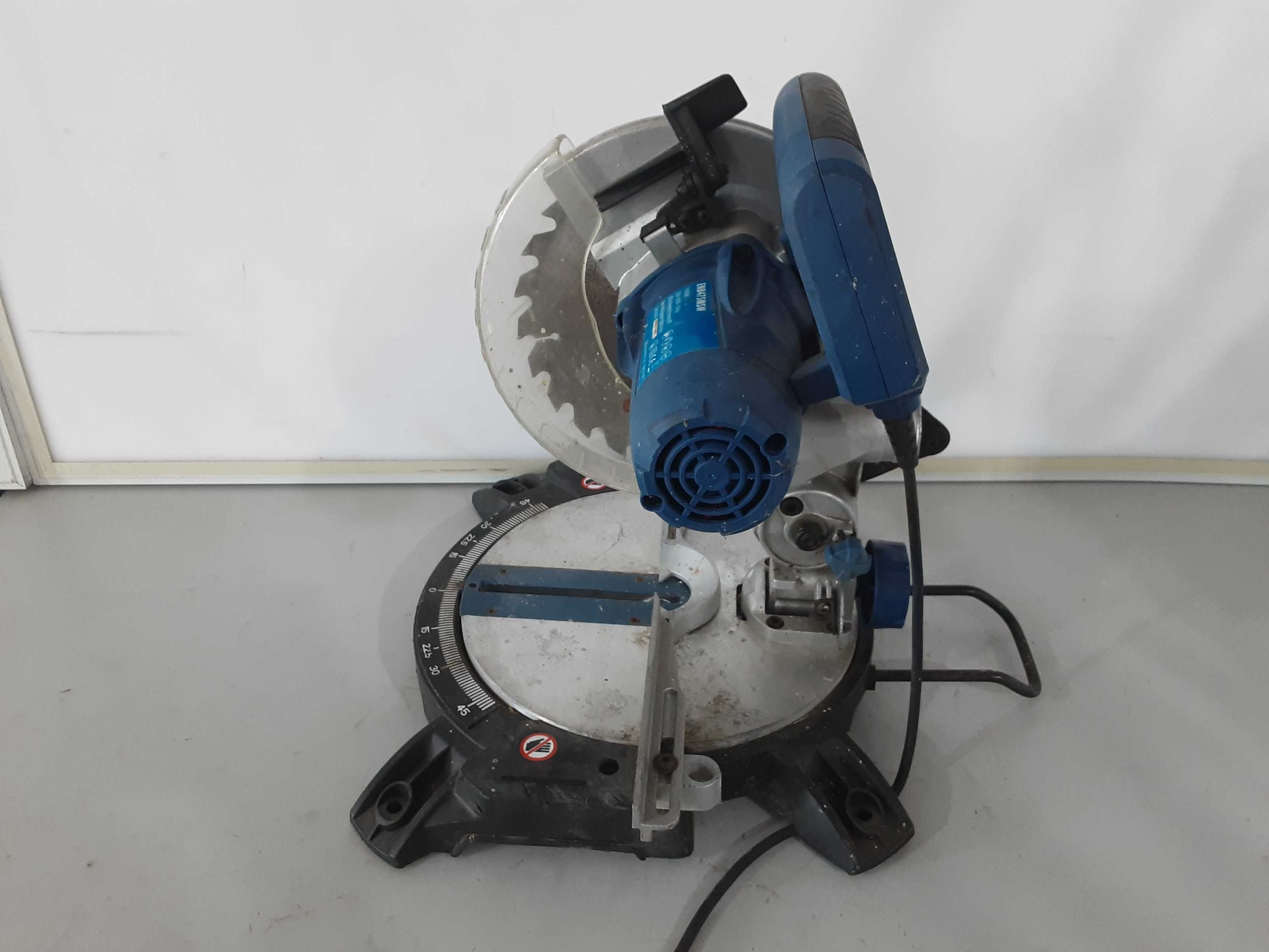 Циркуляр пендула - ENERGER 1400W / 210mm