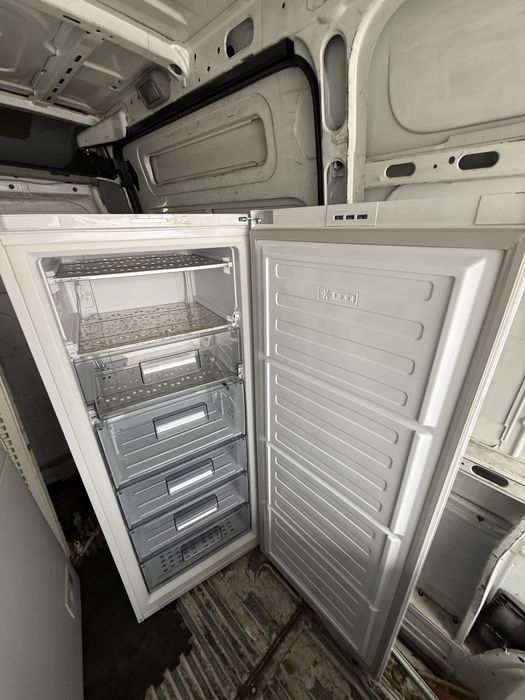 Vand congelator arctic stare perfecta de functionare, folosit putin