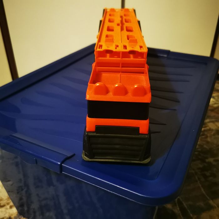 Camion transportor Hotwhlees