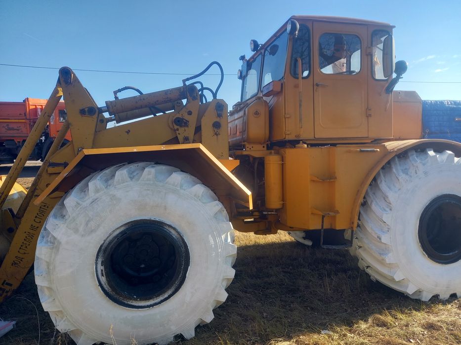 Продам кировец 701