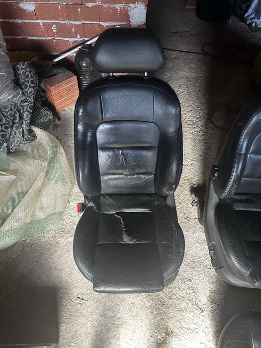 Електр. Кожен салон