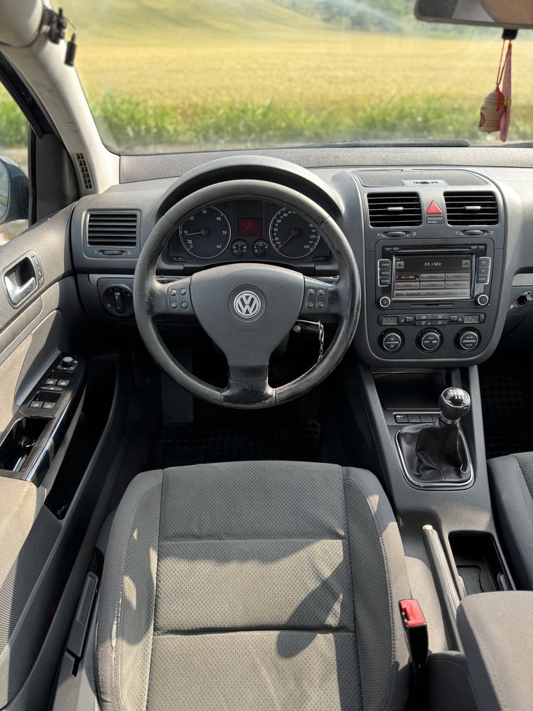 Volkswagen Golf 5 2.0 TDi BKD
