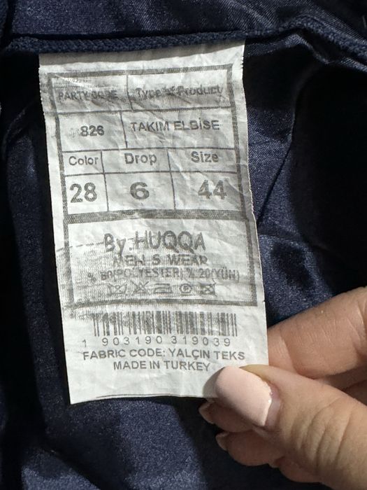 Costum barbati marime 44