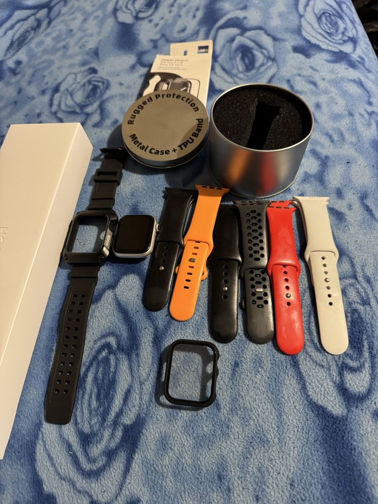 APPL watch series 8. 45 mm