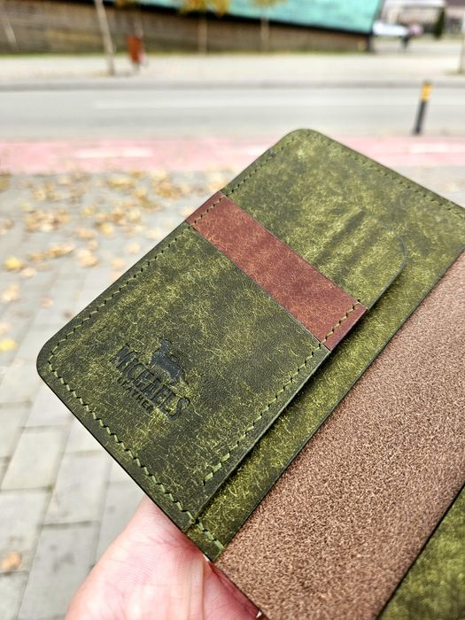 Portofel pasaport handmade din piele naturala