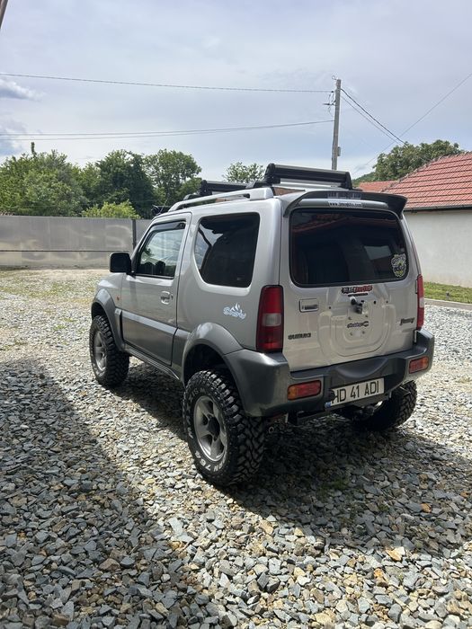 Suzuki Jimny Off-road