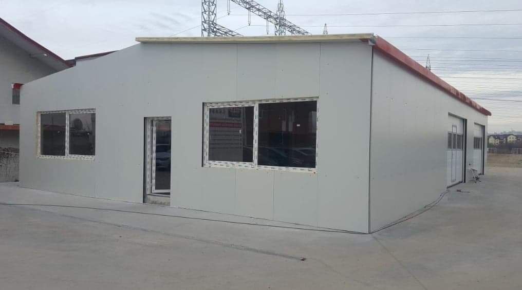 Vând hala metalică structura