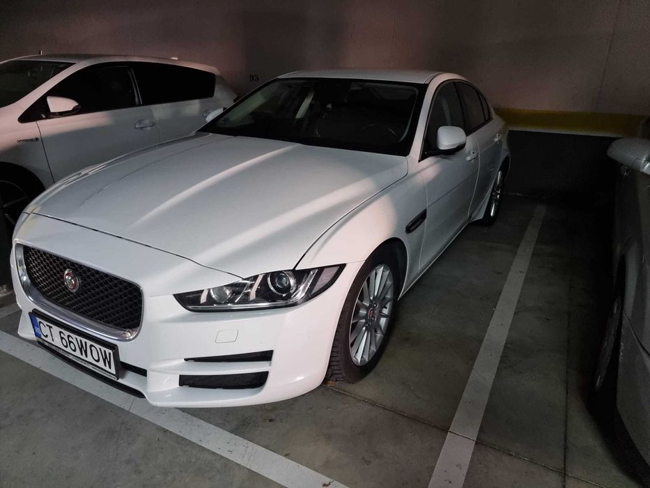 Jaguar XE 2.0 Portofolio ,CP Automat