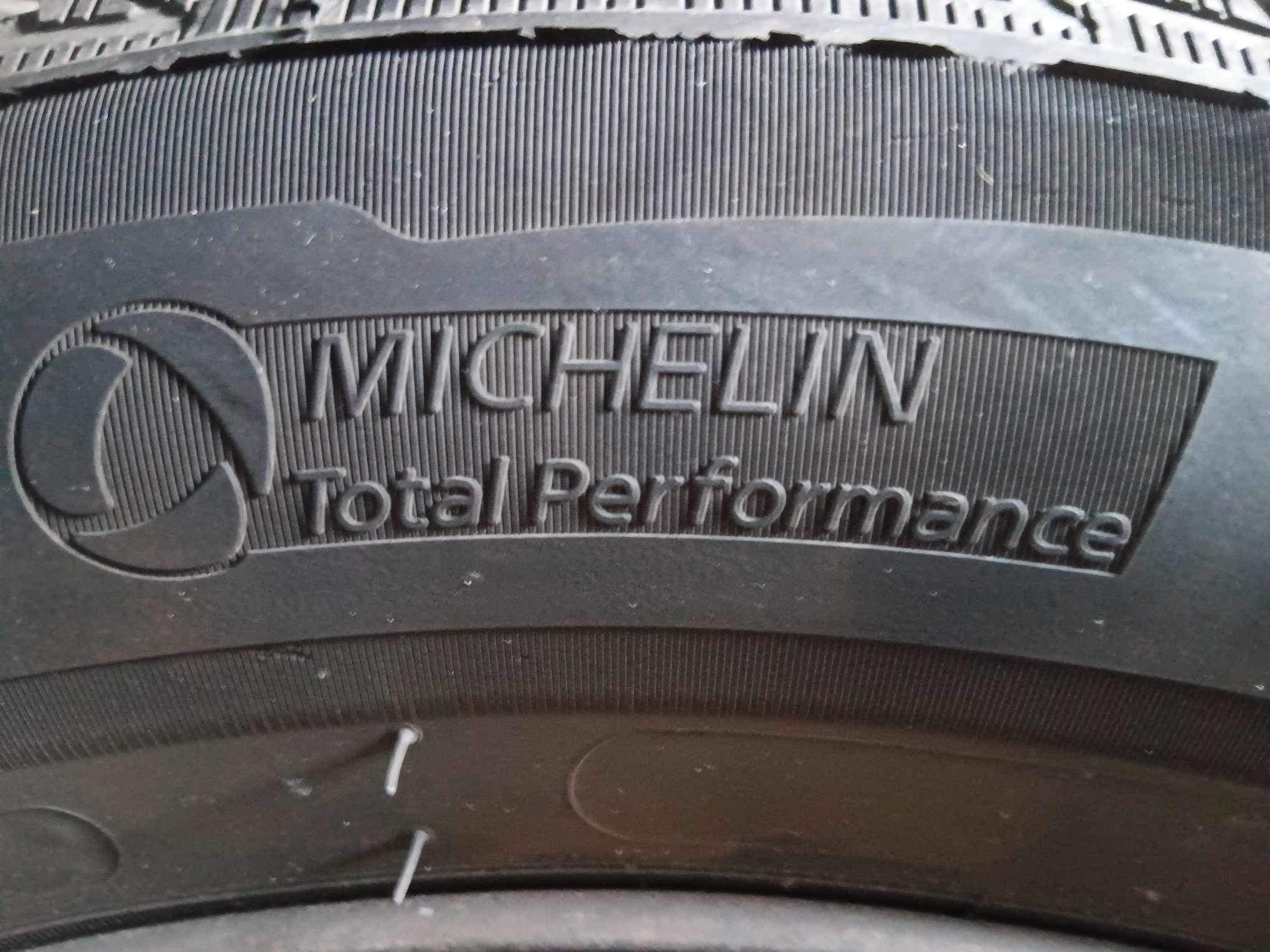 зимни гуми michelin с джанти 4бр. 16 инча за Passat